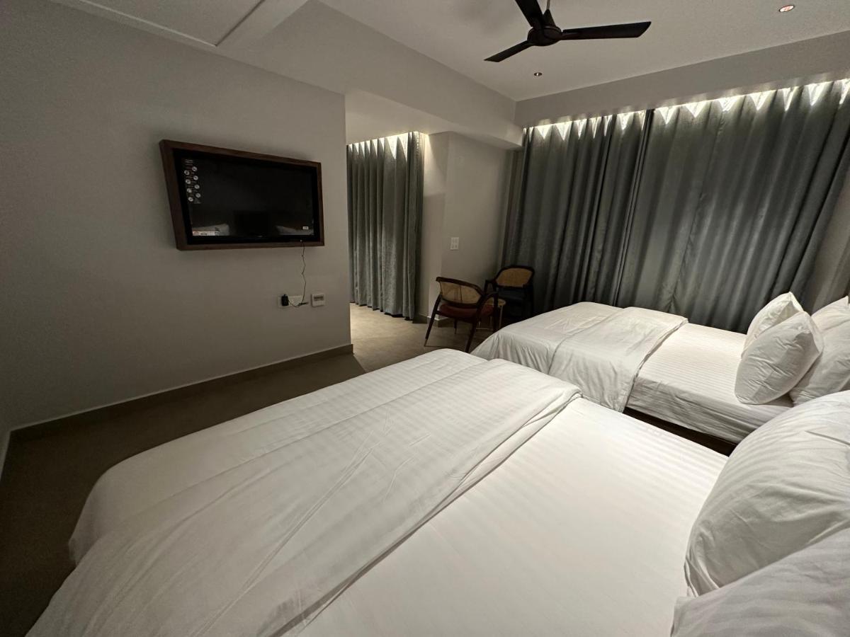 Belvedere Suites 大诺伊达 外观 照片