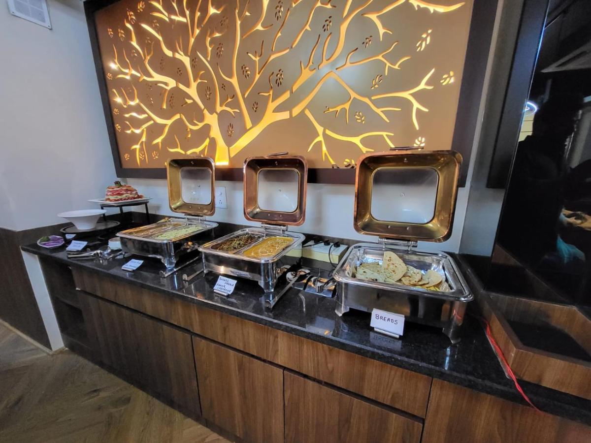 Belvedere Suites 大诺伊达 外观 照片