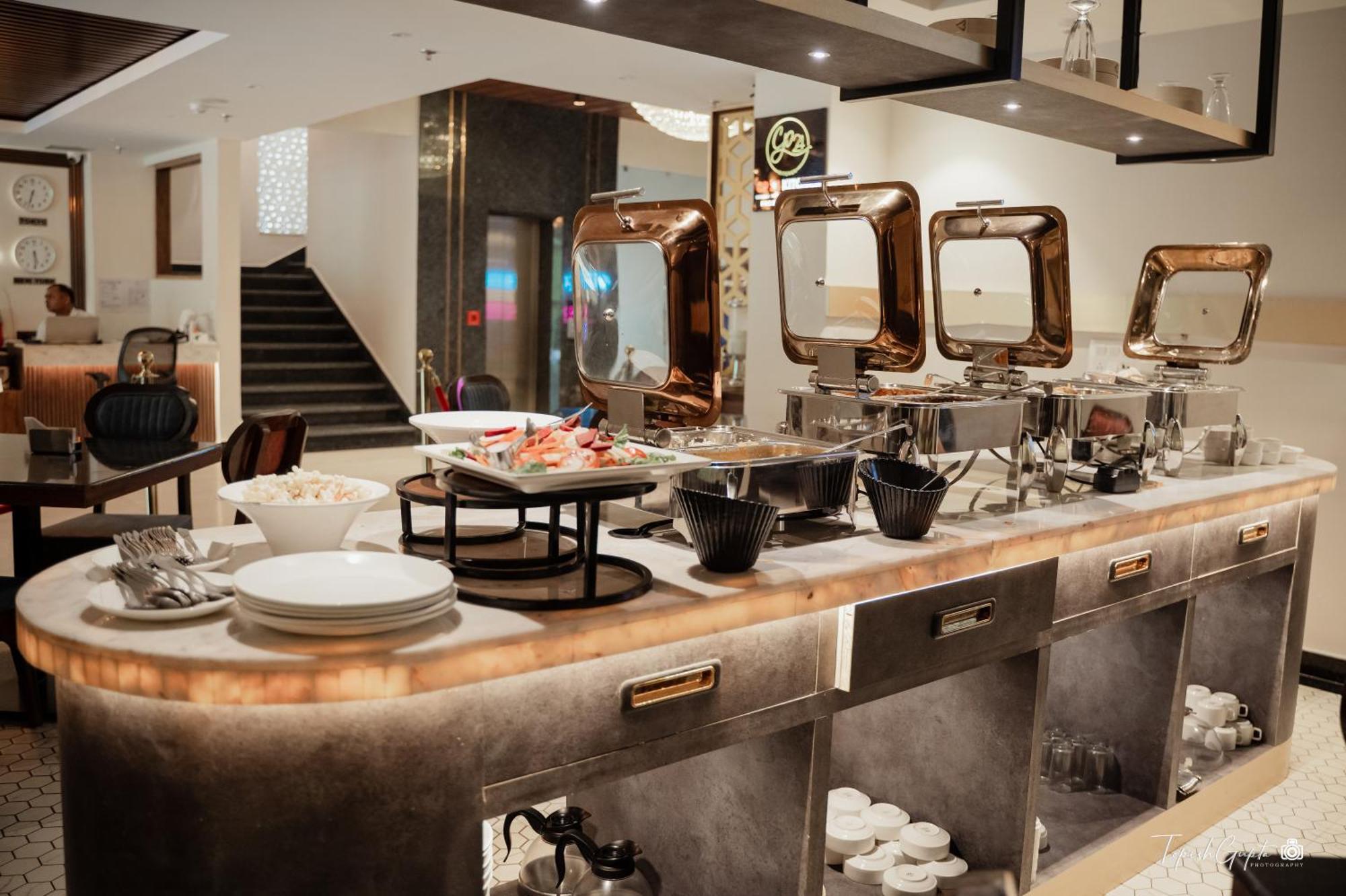 Belvedere Suites 大诺伊达 外观 照片