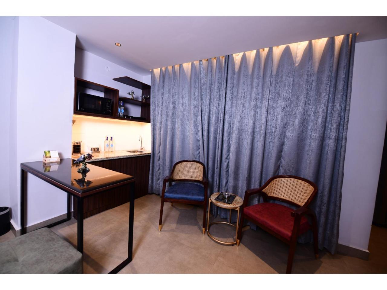 Belvedere Suites 大诺伊达 外观 照片