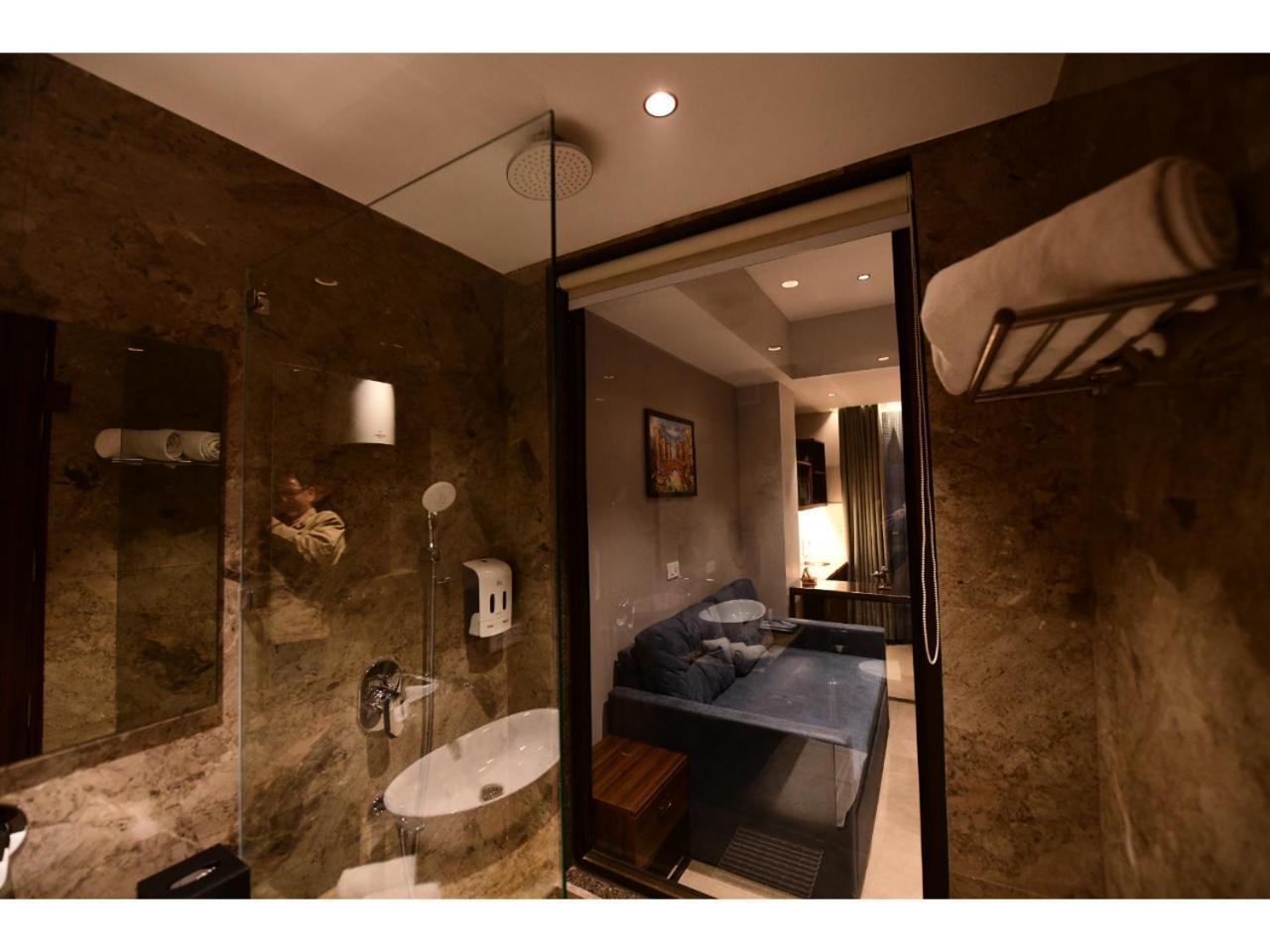 Belvedere Suites 大诺伊达 外观 照片