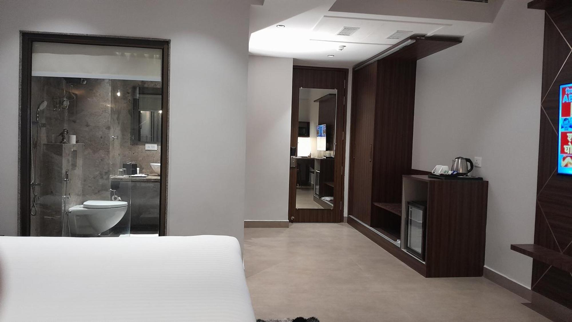 Belvedere Suites 大诺伊达 外观 照片